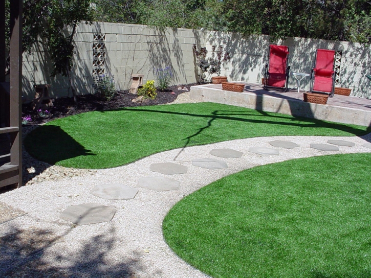 Grass Carpet Casa Conejo, California Gardeners, Beautiful Backyards